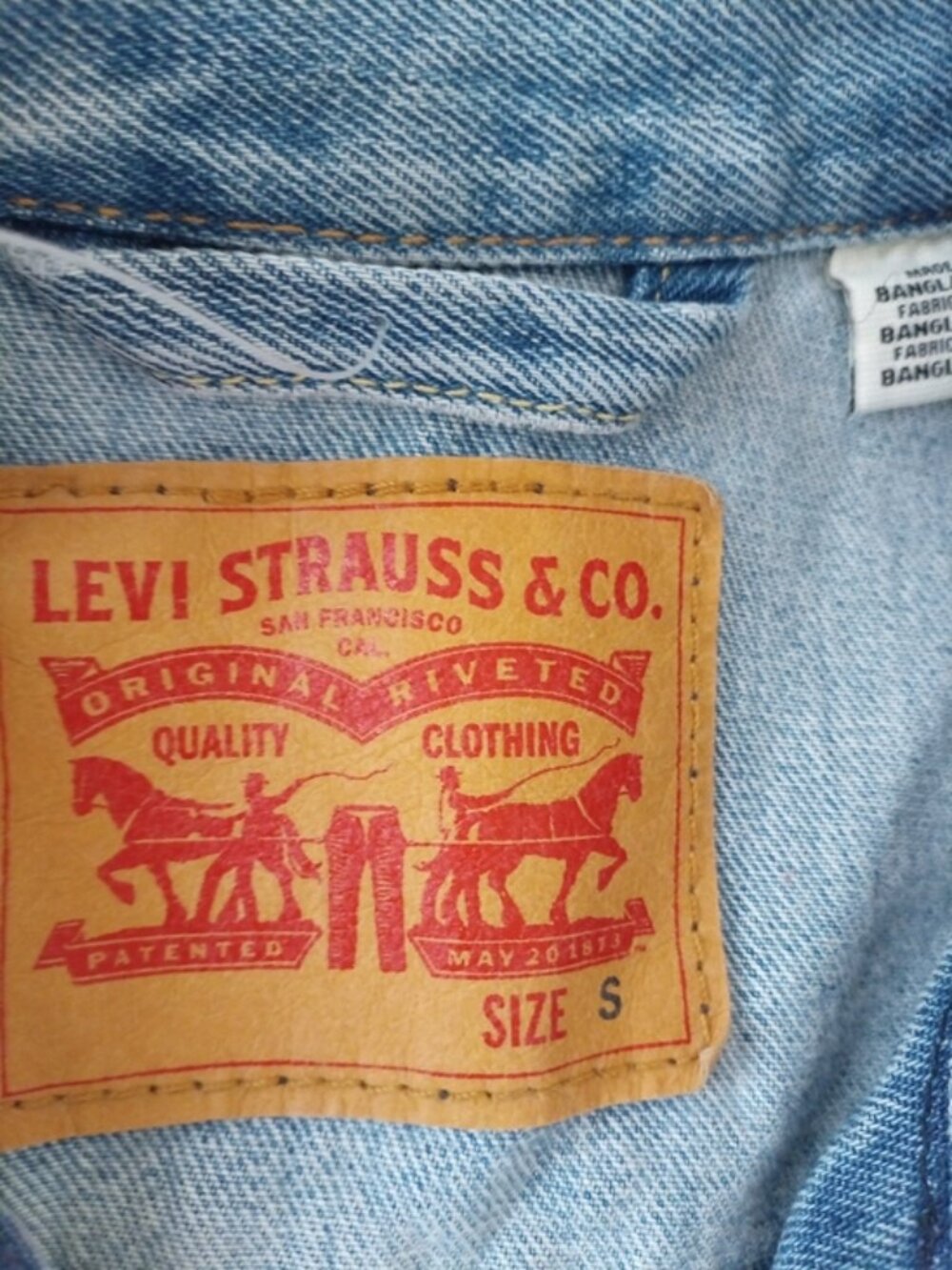Levi Strauss & Co. Light Blue Long Sleeve Denim Jeans Trucker Jacket Men Size S - Picture 3 of 15